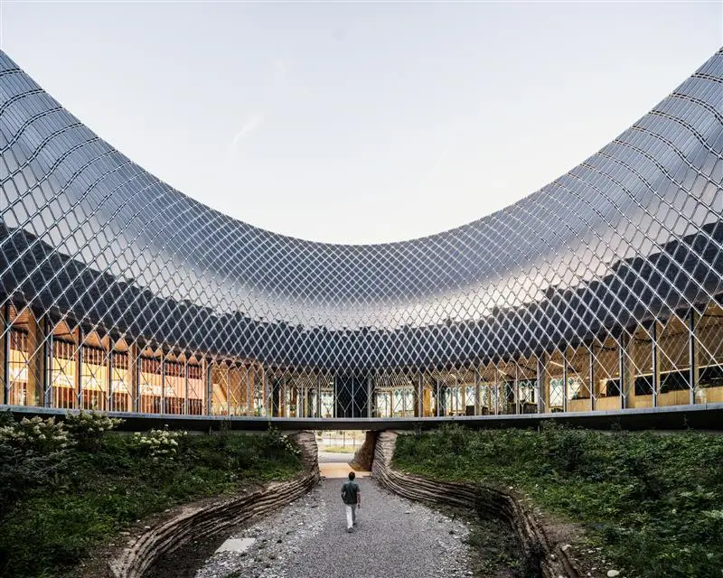 Pavillon _Inside