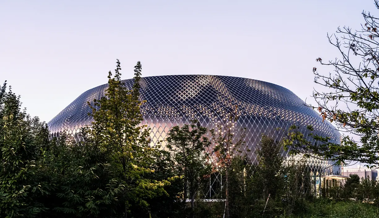 novartis-pavillon-surrounded-by-greenery-header
